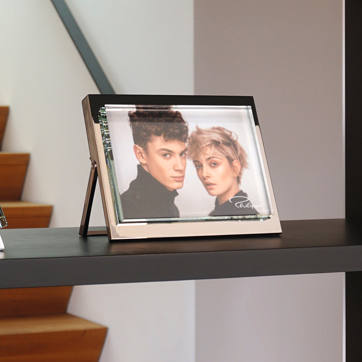 ALBA L PHOTO FRAME