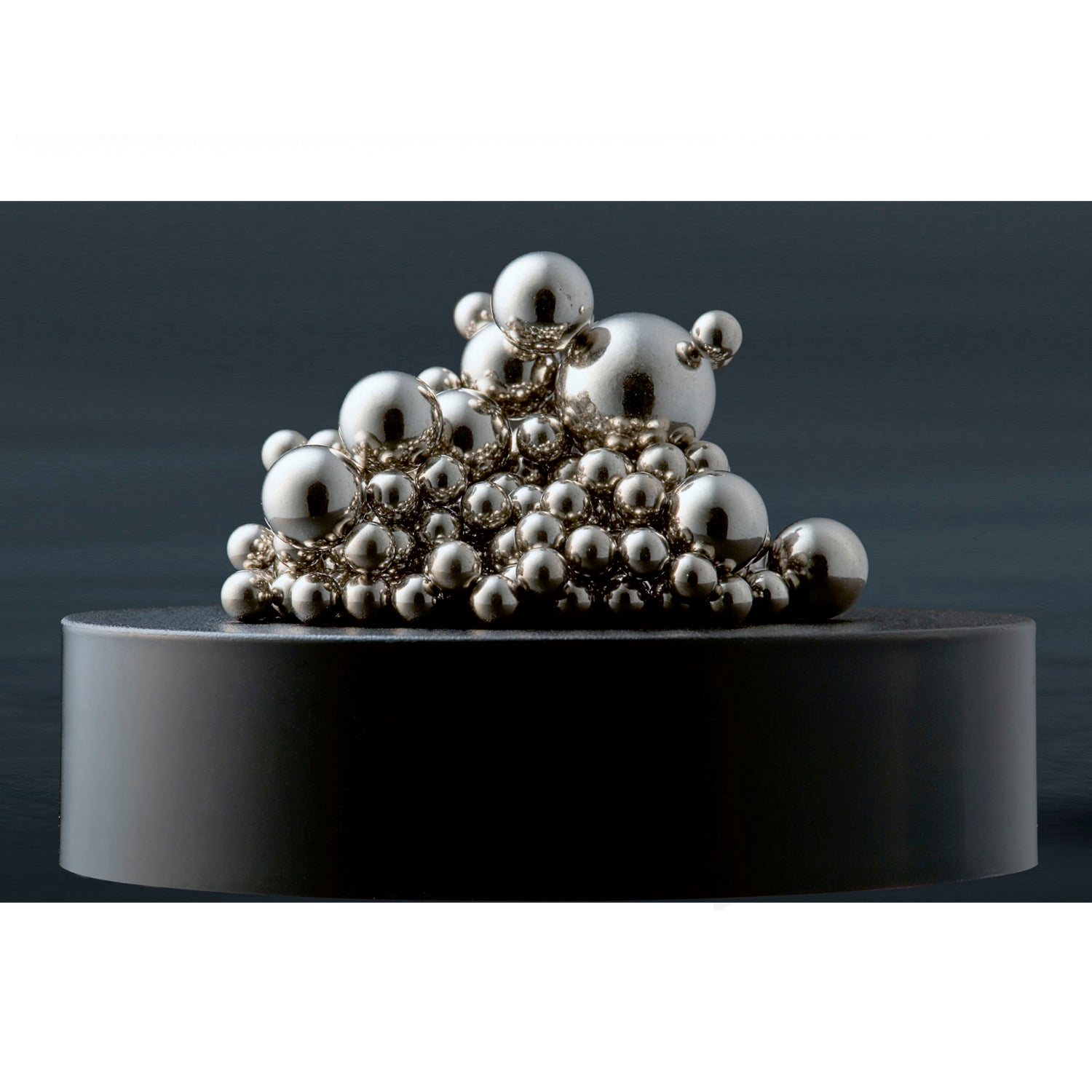 MALLO SPHERE ORNAMENT