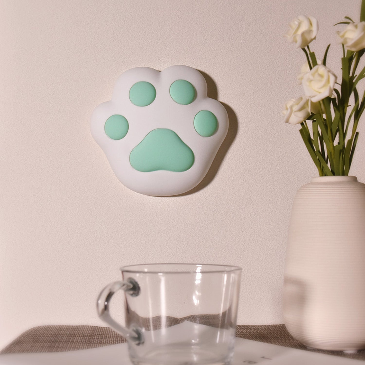PAWS WALL LAMP